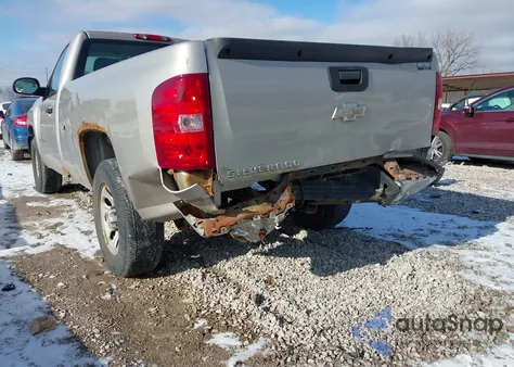 2008 Chevrolet Silverado 1500 Work Truck from USA, damaged, VIN 1GCEC14X08Z313549